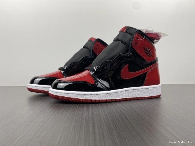 Jordan Air Bred OG High 1 555088-063 Patent 0730